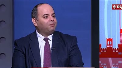 خبير اقتصادي يحذر المصريين: لا تغفلوا عن تأثير الأزمات العالمية على حياتكم