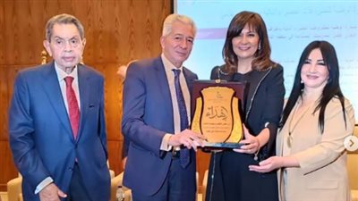 نبيلة مكرم: المرأة ركيزة التنمية الاقتصادية وحصن المجتمع في الأزمات  