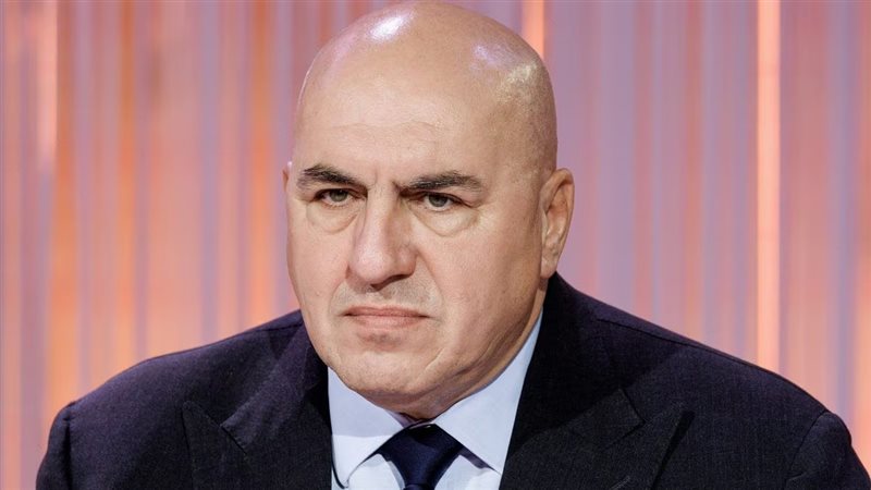 وزير الدفاع الإيطالي