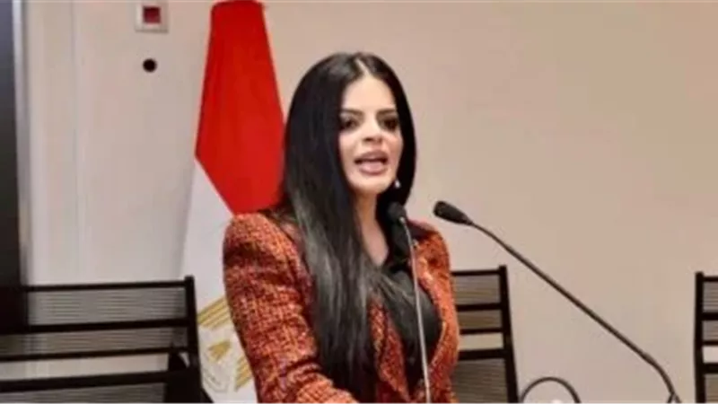  النائبة زينب بشير
