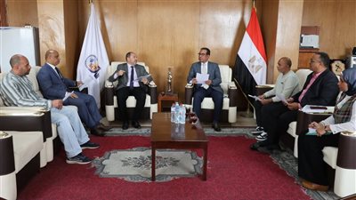 اجتماع مجلس إدارة مركز تنمية قدرات أعضاء هيئة التدريس والقيادات الجامعية