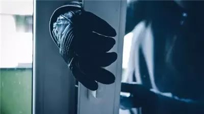 بينها 7 شاشات.. التحقيق مع المتهم بسرقة مؤسسة رعاية أيتام بالعمرانية