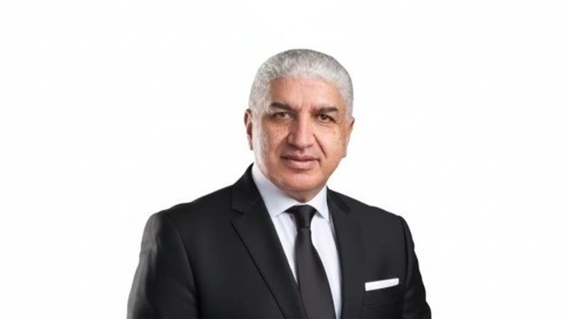 أشرف سعد 