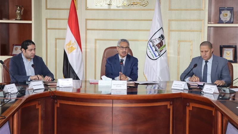 محافظ بنى سويف ونائبه