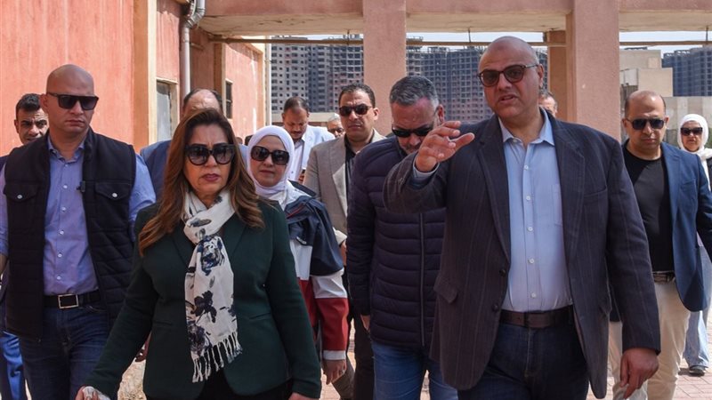 جانب من الجولة 