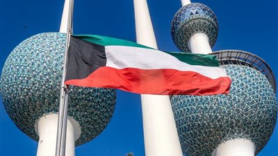 الطيران المدني الكويتي: استهداف خزانات وقود بمطار الكويت نتيجة اعتداء إيراني