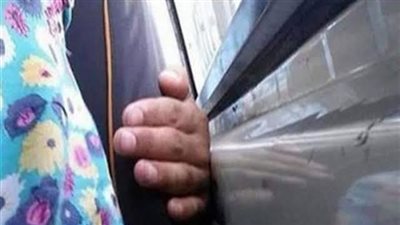 التحقيق مع سائق بتهمة التحرش بطالبة في منطقة الهرم