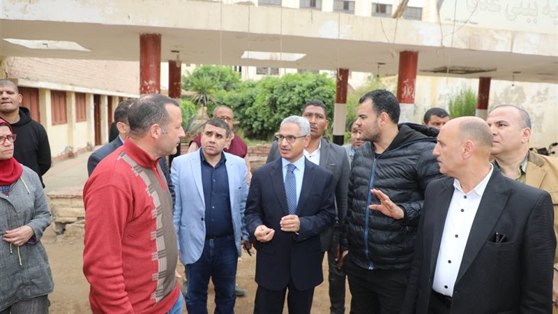 محافظ بنى سويف خلال