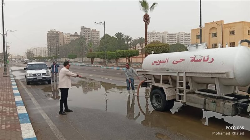 حي السويس يدفع بسيارات