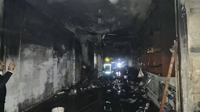 أهالي العقار المحترق يستغيثون: «طفوا الحريق ومشوا.. واحنا في الشارع»