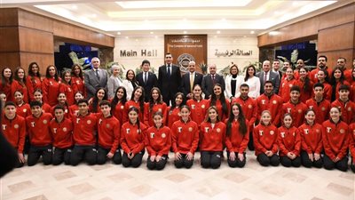 وزير الرياضة يلتقي لاعبي منتخب مصر للجمباز قبل انطلاق بطولة إفريقيا