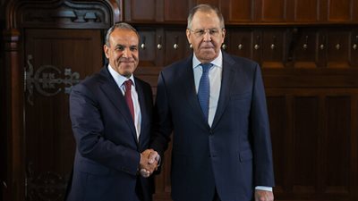 بعد خطأ في الترجمة.. وصلة مزاح بين عبد العاطي ونظيره الروسي لافروف