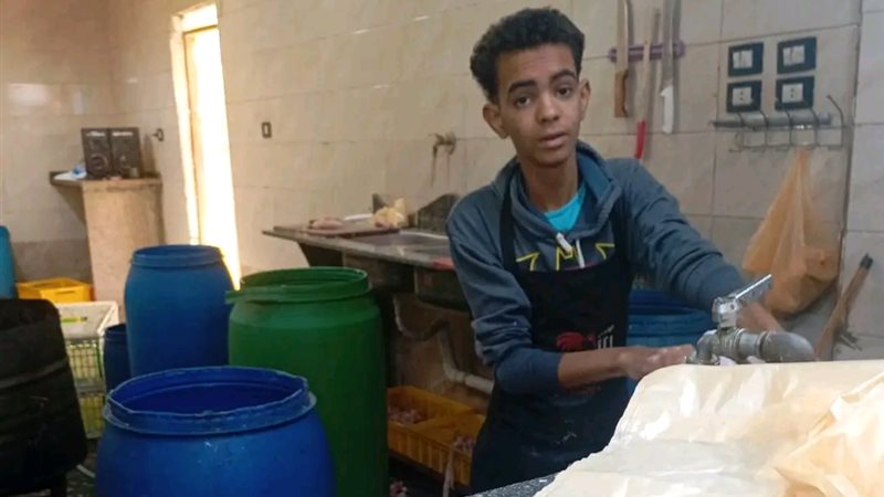 بحث أوضاع العمالة