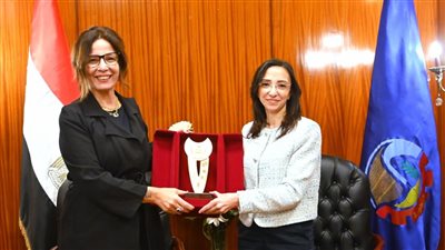 محافظ البحيرة ووزير الثقافة يوقعان بروتوكول يعيد مكتبة البلدية للنور