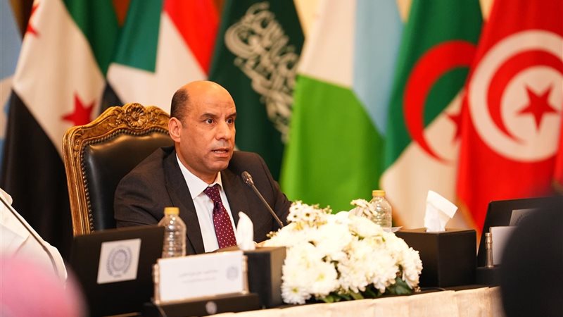 وزير العمل