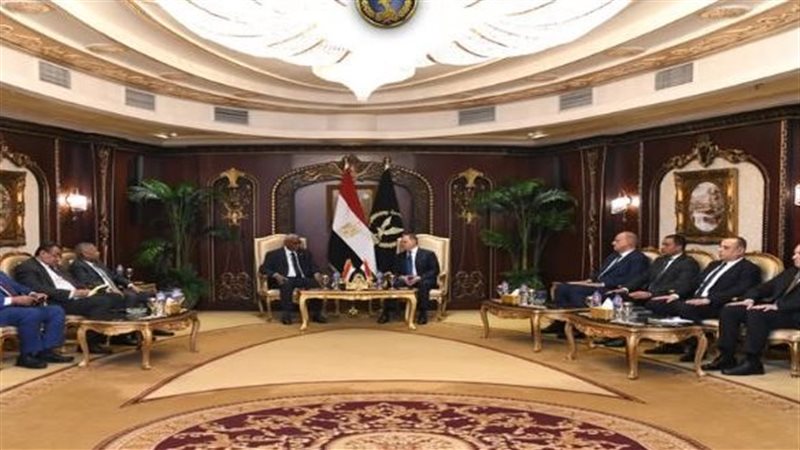وزير الداخلية 