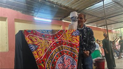 عروض الأراجوز والتنورة تجذب جمهور قنا ضمن مهرجان المسرح الدولي