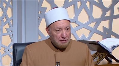 حكم إدخال أحد الوالدين دار رعاية للمسنين.. أمين الفتوى يحسم الجدل