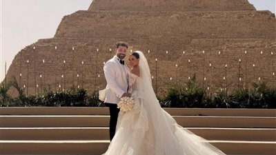 فستان ملكي ومكياج لافت.. تفاصيل إطلالة ابنة هبة قطب في حفل زفافها 