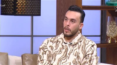 «الواقع دخل البلاتوه».. أيمن سليم يكشف مفاجآت عن تطابق حياة النجمات مع أدوارهن