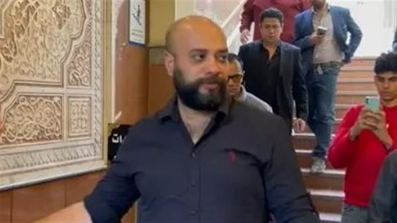  حاتم صلاح 