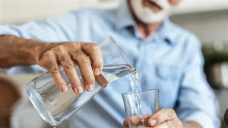 فوائد شرب الماء على