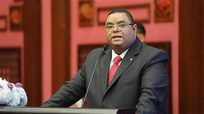 العلم مفتاح القوة والمستقبل.. عميد كلية العلوم يؤكد أهمية البحث العلمي