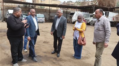 نائب محافظ سوهاج يتفقد جاهزية الحملة الميكانيكية بحي غرب 