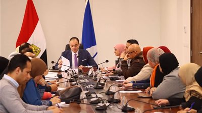 نائب محافظ دمياط يترأس اجتماع مراجعة تراخيص البناء والاشتراطات البنائية