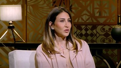 دينا غبور تروي مأساة ابنتها مع السكري: «كانت هتموت.. ومحدش هيقويكي غير نفسك»
