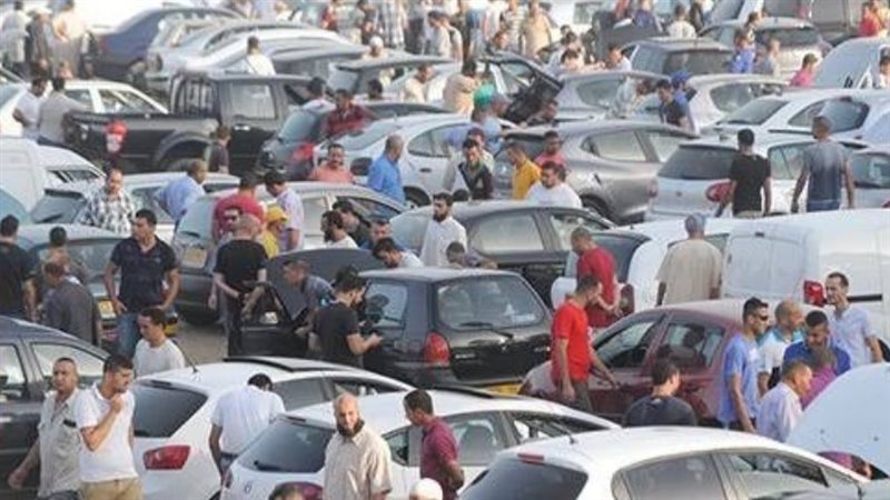 سوق السيارات المستعملة