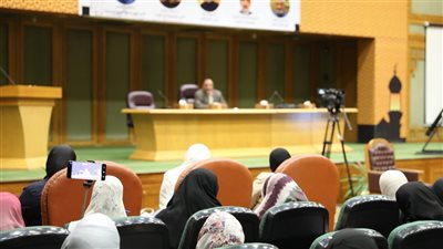 استمرار فاعليات البرنامج العلمي للهيئة المعاونة بجامعة الأزهر