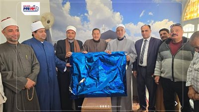مدير مديرية أوقاف الفيوم يكرم حسن محمد علي لبلوغه سن المعاش