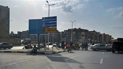 إصابة عامل دليفري في حادث تصادم سيارة ملاكي في المقطم