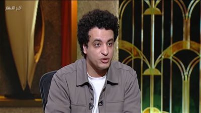 محمد طاهر: «السقا ما عجبنيش في العتاولة.. والفنانين المصريين بيحبوا المدح بس»