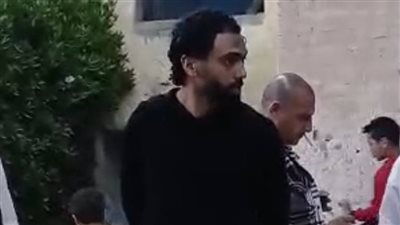 بحضور نجوم الأهلي.. حسين الشحات يستقبل عزاء والد زوجته بمدينة السلام |فيديو