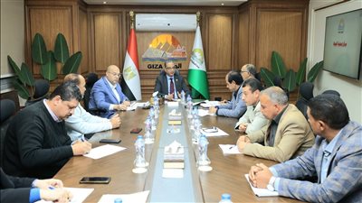 لإدراجها بالخطة الاستثمارية..محافظ الجيزة يوجه برصد احتياجات المواطنين بالعياط