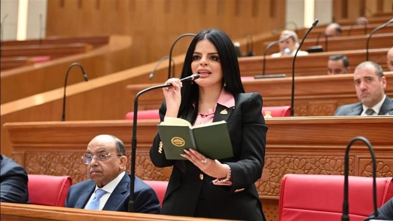 النائبة زينب بشير