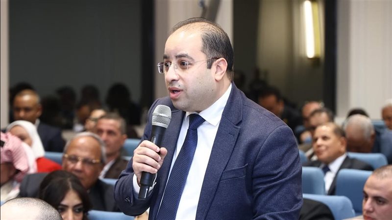  النائب عمرو رشدي