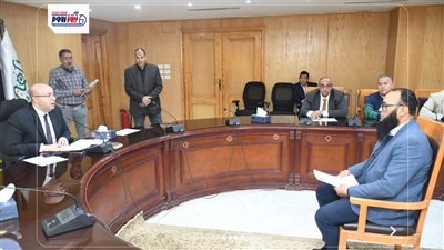 محافظ الفيوم يوجه بحصر مشكلات منطقة مساكن دمو الجديدة ووضع آليات التدخل السريع