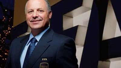 مصادر.. اتحاد الكرة يقرر إيقاف عضو لجنة الحكام وتحويله للتحقيق