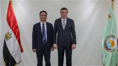 وزير الزراعة يبحث مع مستثمرين صينيين التعاون في التصنيع الزراعي