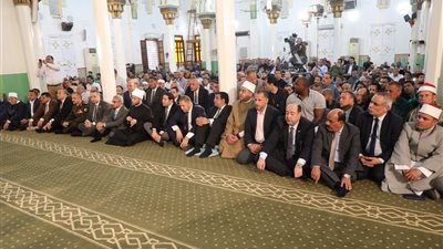 بحضور اسامة الأزهرى.. محافظ بنى سويف يقدم الشكر للأوقاف والتليفزيون المصري 