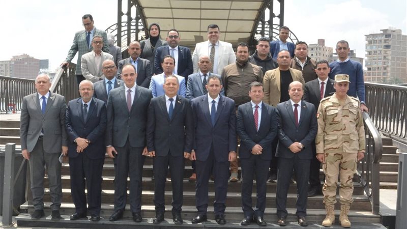 رئيس الجامعة يشهد