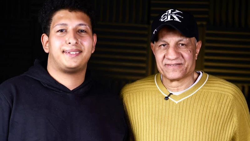 محمد كمونة مع محرر