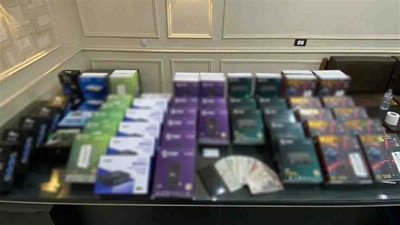 ضبط مالك محل ببيع