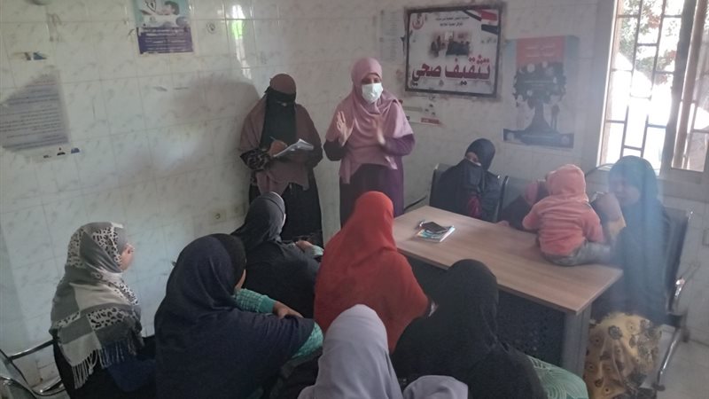 جانب من الندوات بالقافلة
