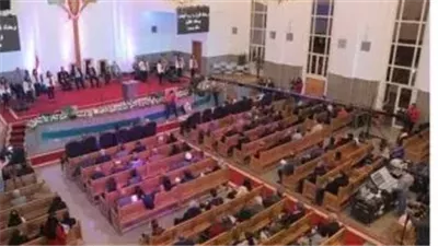 بحضور أندريه زكي .. احتفال عيد القيامة بالكنيسة الإنجيلية بمصر الجديدة