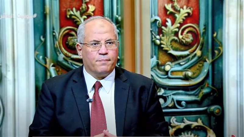 الدكتور إبراهيم الزيات