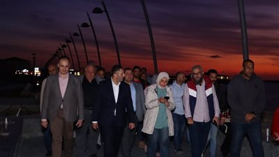 محافظ دمياط يتفقد ممشى اللسان ويشدد على رفع كفاءة الخدمات للمواطنين